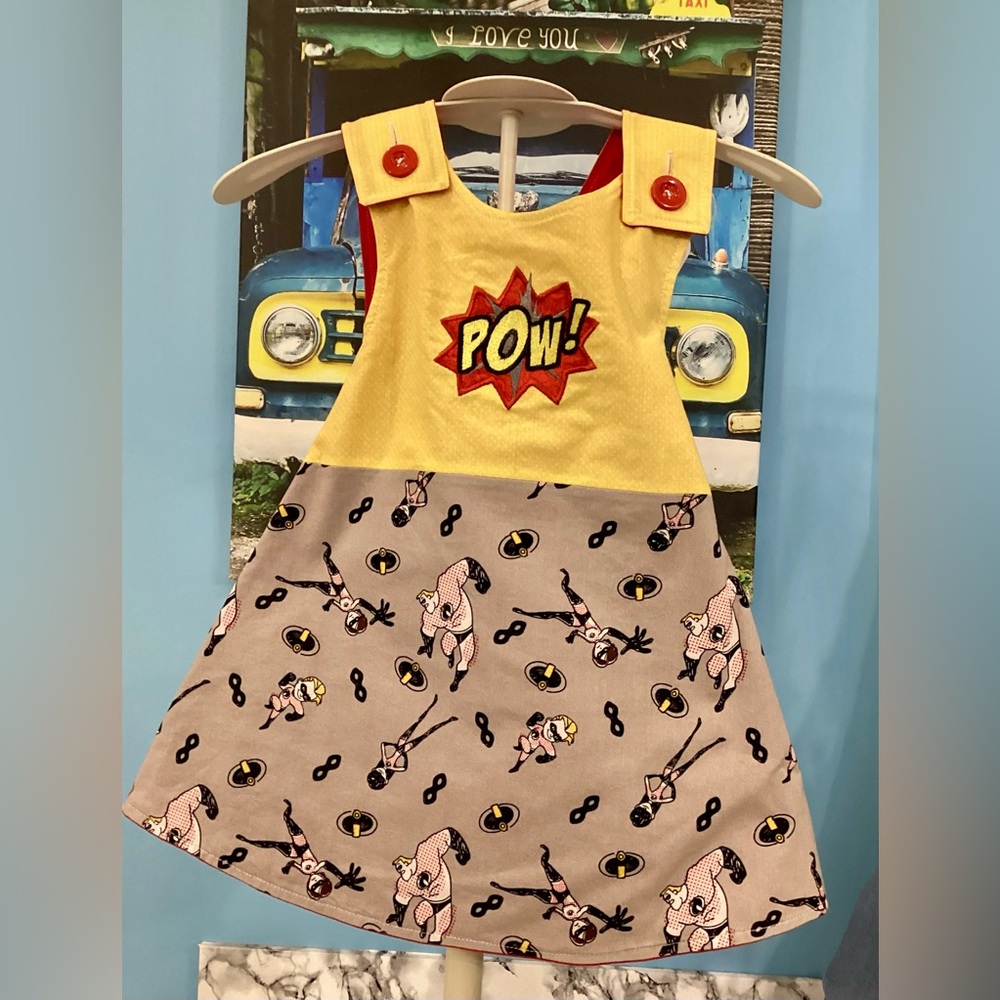 Handmade with Love. Reversible, size 2T year round, grow with me dress ❤️